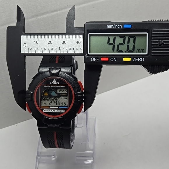 Mens Vintage Lorus Digital Watch Alarm Chronograph 42mm W339-4A68 New Battery - Picture 5 of 10